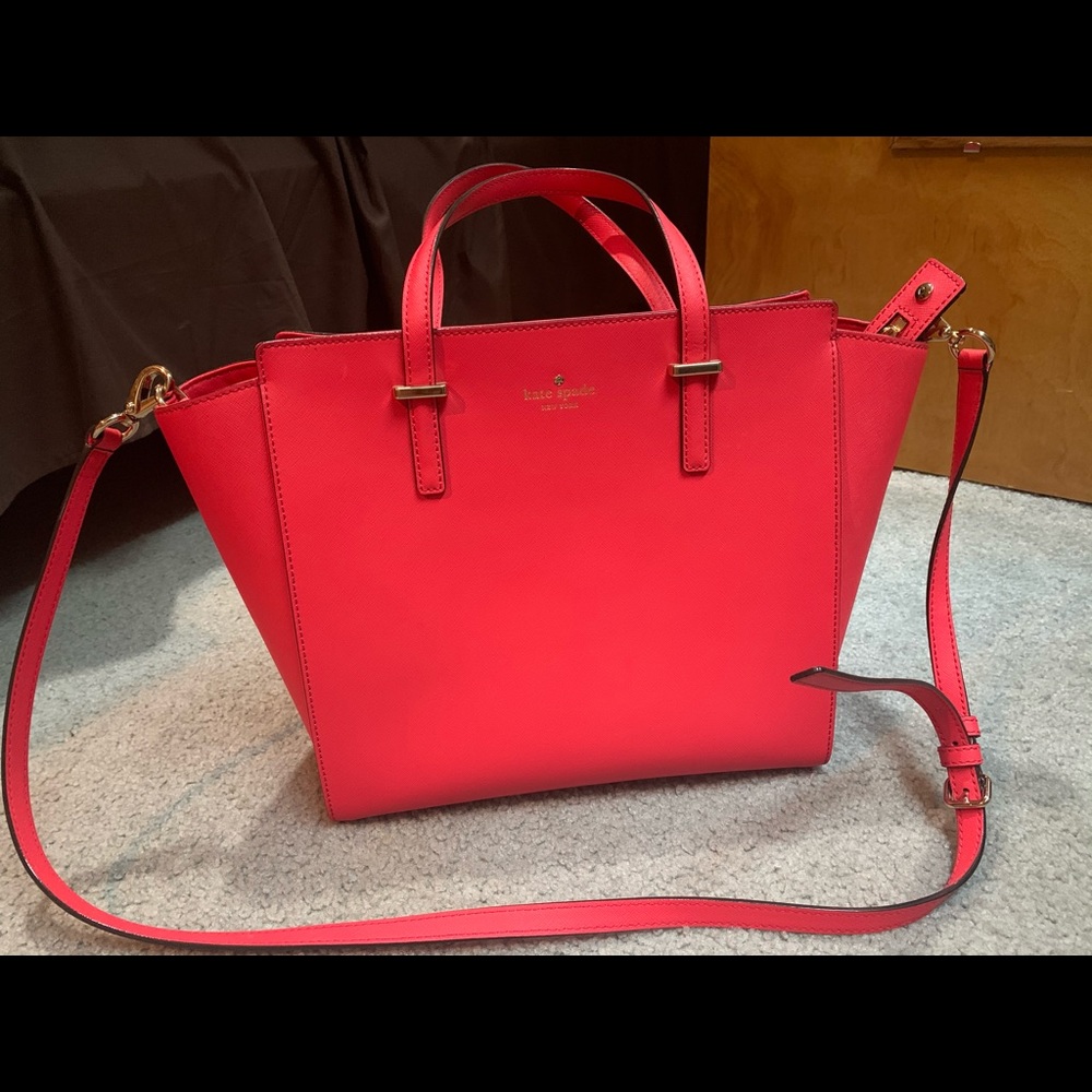 Kate Spade Hayden Cedar in Geranium